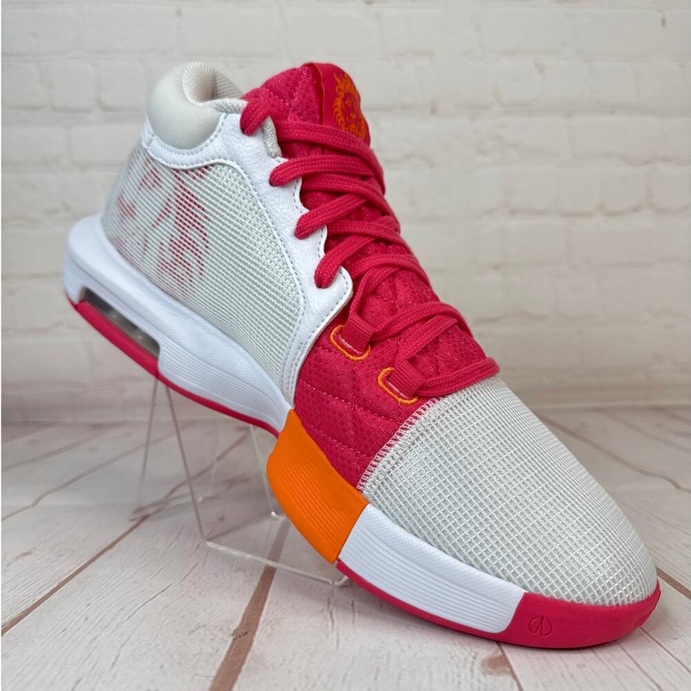 Nike Lebron Witness 8 Dunkin Donuts Basketball Shoes Mens Size 11 (FB2239-104) - Picture 2 of 10